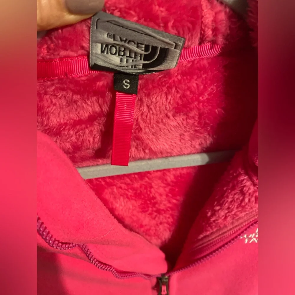 The North Face Women’s Bright Pink Hoodie - Picture 3 of 3
